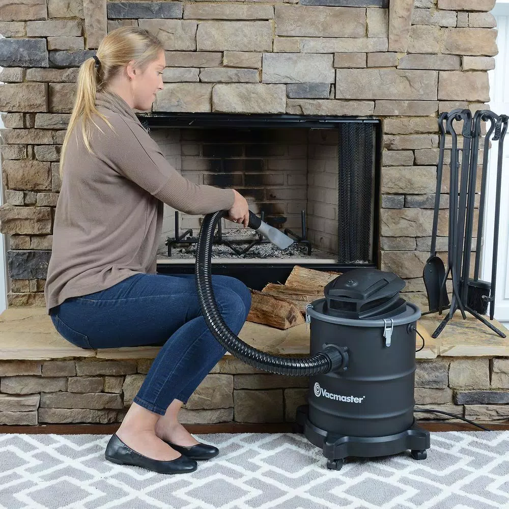 Vacmaster 6 Gallon 8 Amp Ash Vacuum with LED Work Light and Aluminum Accessories