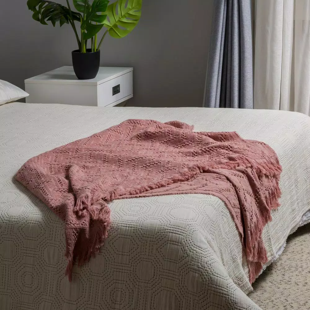 Glitzhome Coral Pink Grid Cotton Woven Throw Blanket with Tassel Trim