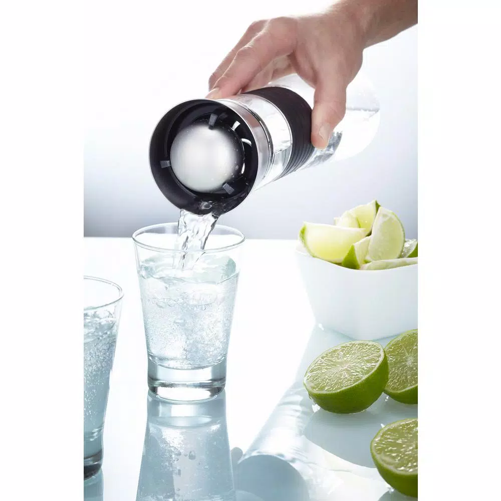 GEFU Borosilicate Glass Carafe with Innovative Ball Stopper - 1L