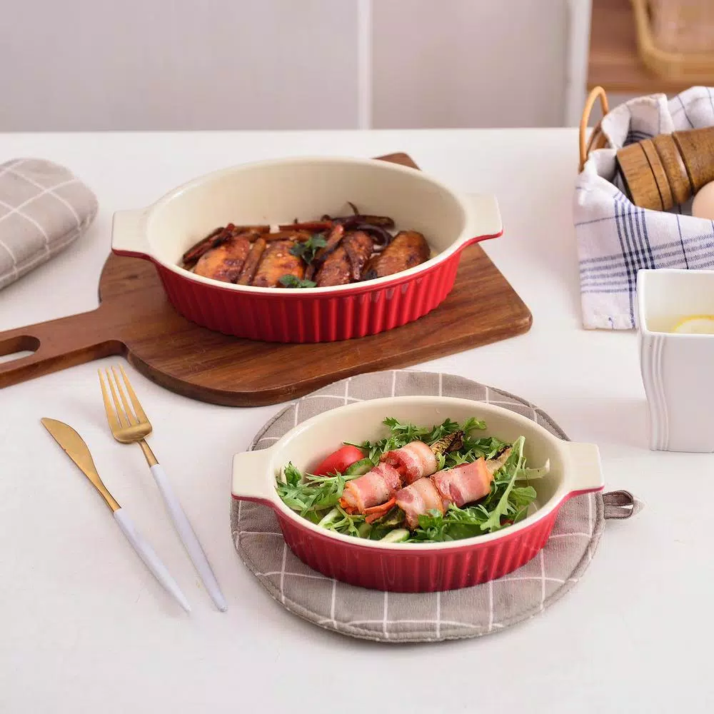 MALACASA Red Oval Porcelain Bakeware Set, 2-Piece Ceramic Baking Dish Pans (9.5 in. and 11.25 in.)