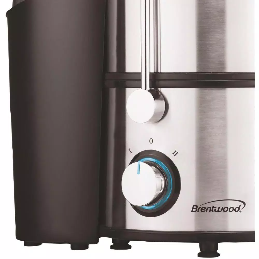 Brentwood Appliances Brentwood JC-500 800W Stainless Steel 2-Speed Electric Juice Extractor, 34 oz. Capacity