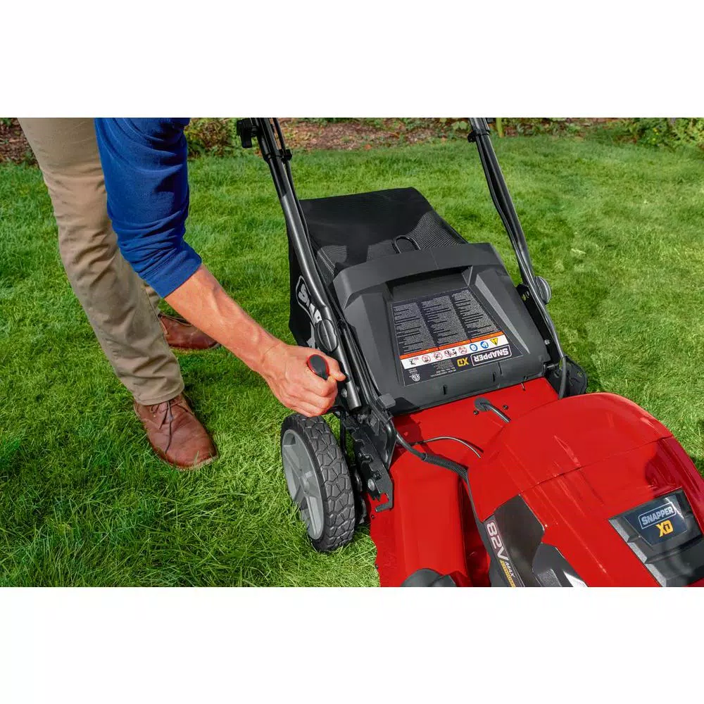 Snapper XD 19 in. 82V Cordless Self-Propelled Mower Kit with StepSense Technology
