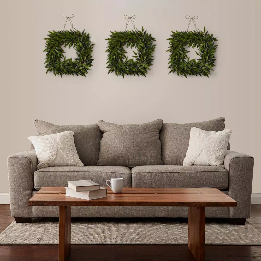 Pure Garden 22 in. Square Artificial Ficus Microphylla Leaf Wreath, Green