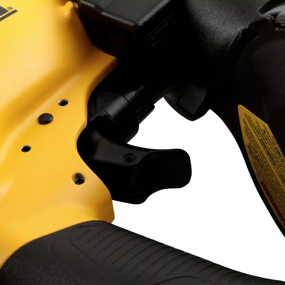 DEWALT 15-Degree Coil Siding Nailer, Pneumatic Air Nailer for Siding and Fencing