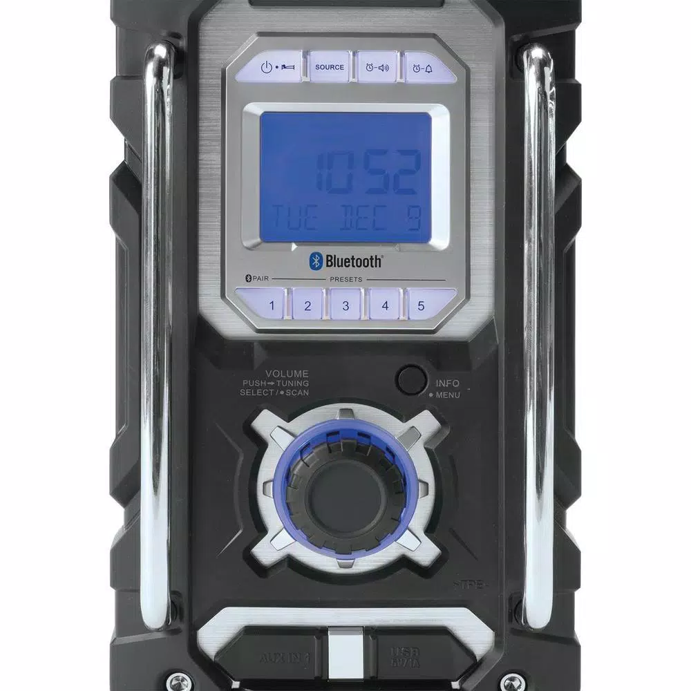 Makita 18V LXT Lithium-Ion Bluetooth Job Site Radio, Model XRM06B (Tool Only)