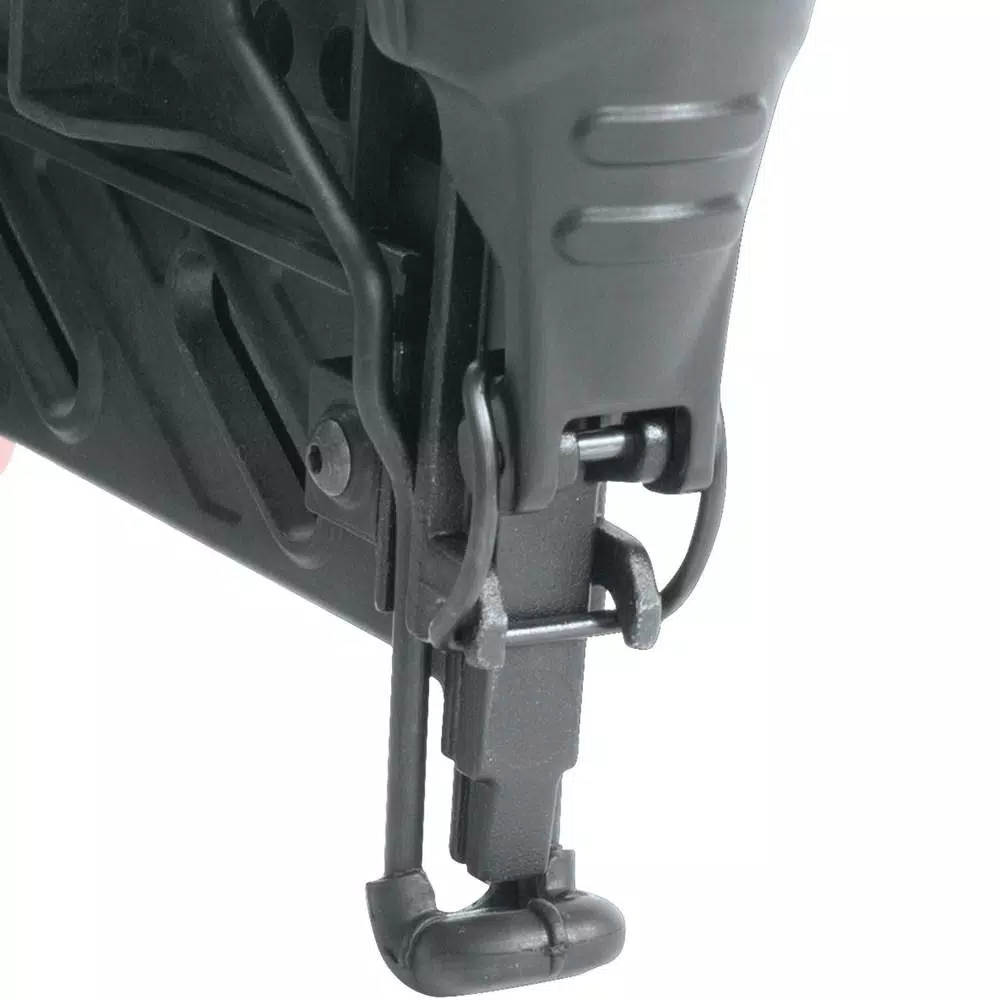 Makita 16-Gauge Straight Finish Air Nailer, 1 in. to 2-1/2 in.