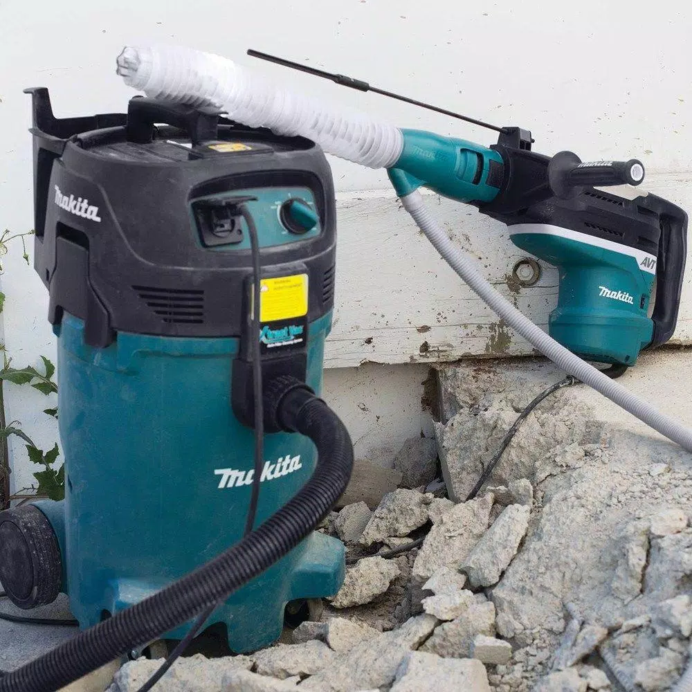 Makita 196858-4 Dust Extraction Attachment for SDS-MAX Drilling and Demolition