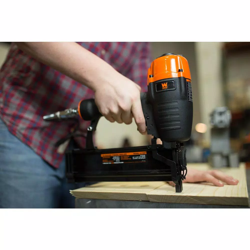 WEN 16-Gauge Pneumatic Straight Finish Nailer with Carrying Case