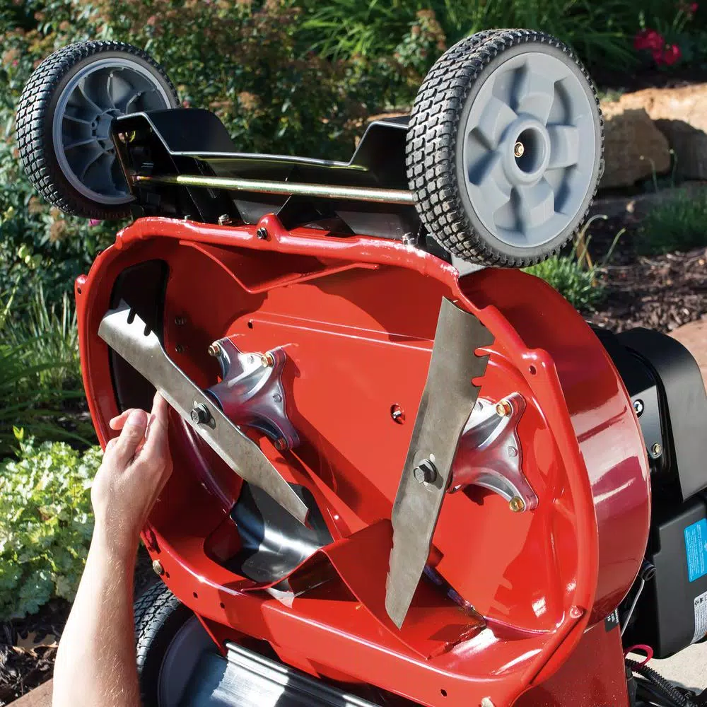 Toro TimeMaster 30 in. Self-Propelled Gas Walk-Behind Mower with Briggs & Stratton Engine