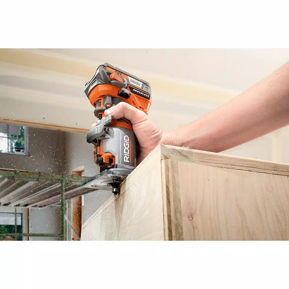 RIDGID 18V Cordless Brushless 1/4 in. Compact Router with 1.5 Ah Lithium-Ion Battery
