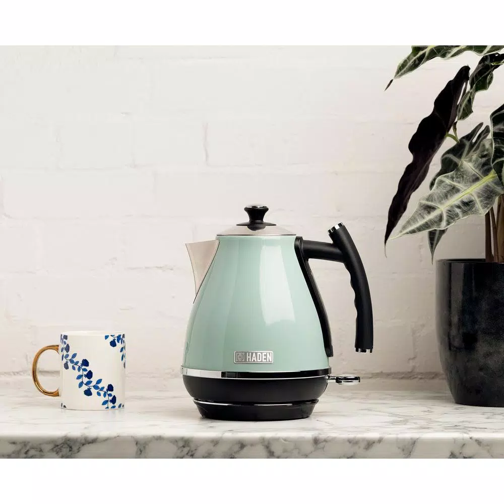 HADEN Cotswold 1.7L Electric Kettle, 7-Cup Stainless Steel with Auto Shut-Off, Sage Green