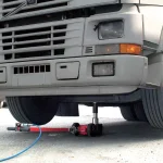ESCO YAK 66-Ton/33-Ton Premium 2-Stage Air Hydraulic Jack thumbnail 5