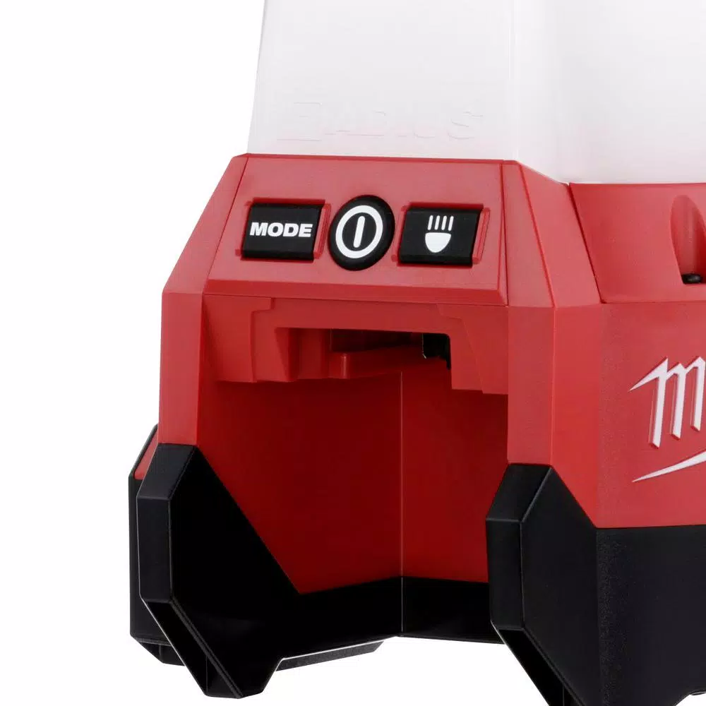 Milwaukee M18 RADIUS Compact Site Light with Flood Mode, 2200 Lumens (Tool-Only)