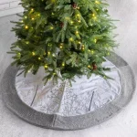 Glitzhome 48 in. White Faux Fur Christmas Tree Skirt with Grey Edge thumbnail 5