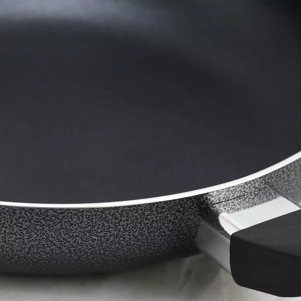 Oster Clairborne 9.5 in. Aluminum Nonstick Frying Pan, Charcoal Grey