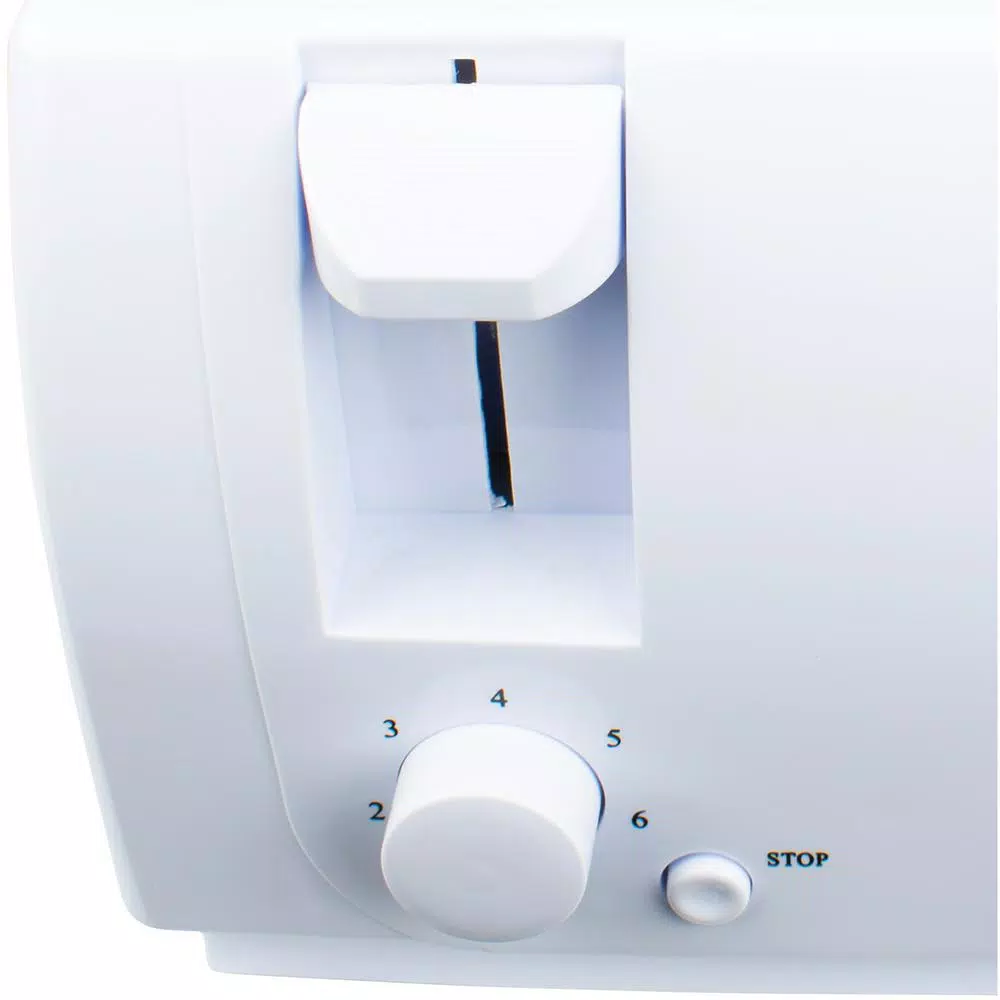 Brentwood Appliances TS-265 4-Slice White Toaster with Cool-Touch Exterior