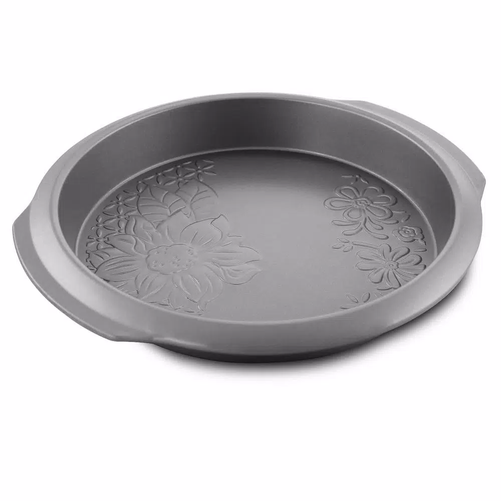 Gibson Home Gibson Country Kitchen 9 in. Round Silver Embossed Carbon Steel Non-Stick Cake Pan