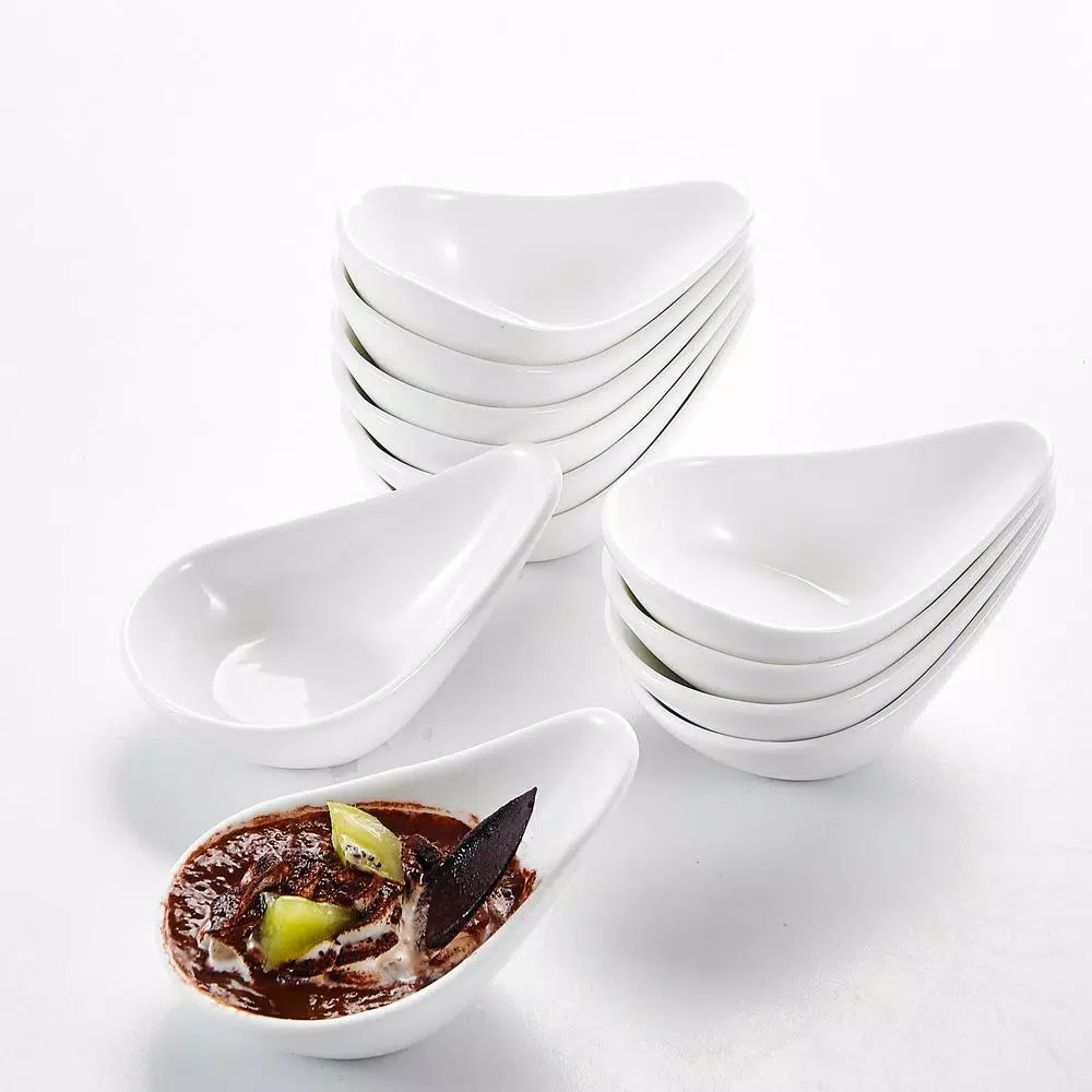 MALACASA 4.5 in. White Ceramic Ramekins Set of 12 - Porcelain Souffle and Creme Brulee Dishes