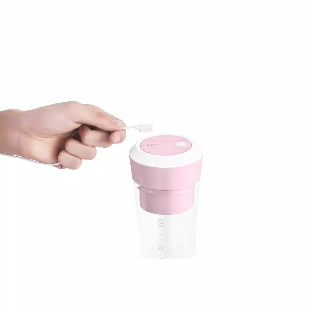 Geek Chef 10 oz. Portable Juicer Blender, Pink Personal Masticating Juicer with Magnetic Charging