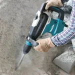 Makita HR4013C 11 Amp SDS-MAX Corded Rotary Hammer Drill with Dust Extraction Kit thumbnail 7
