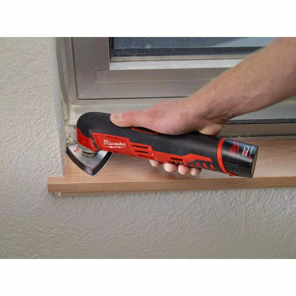 Milwaukee M12 12V Lithium-Ion Cordless 3/8 in. Ratchet and Oscillating Multi-Tool Combo Kit