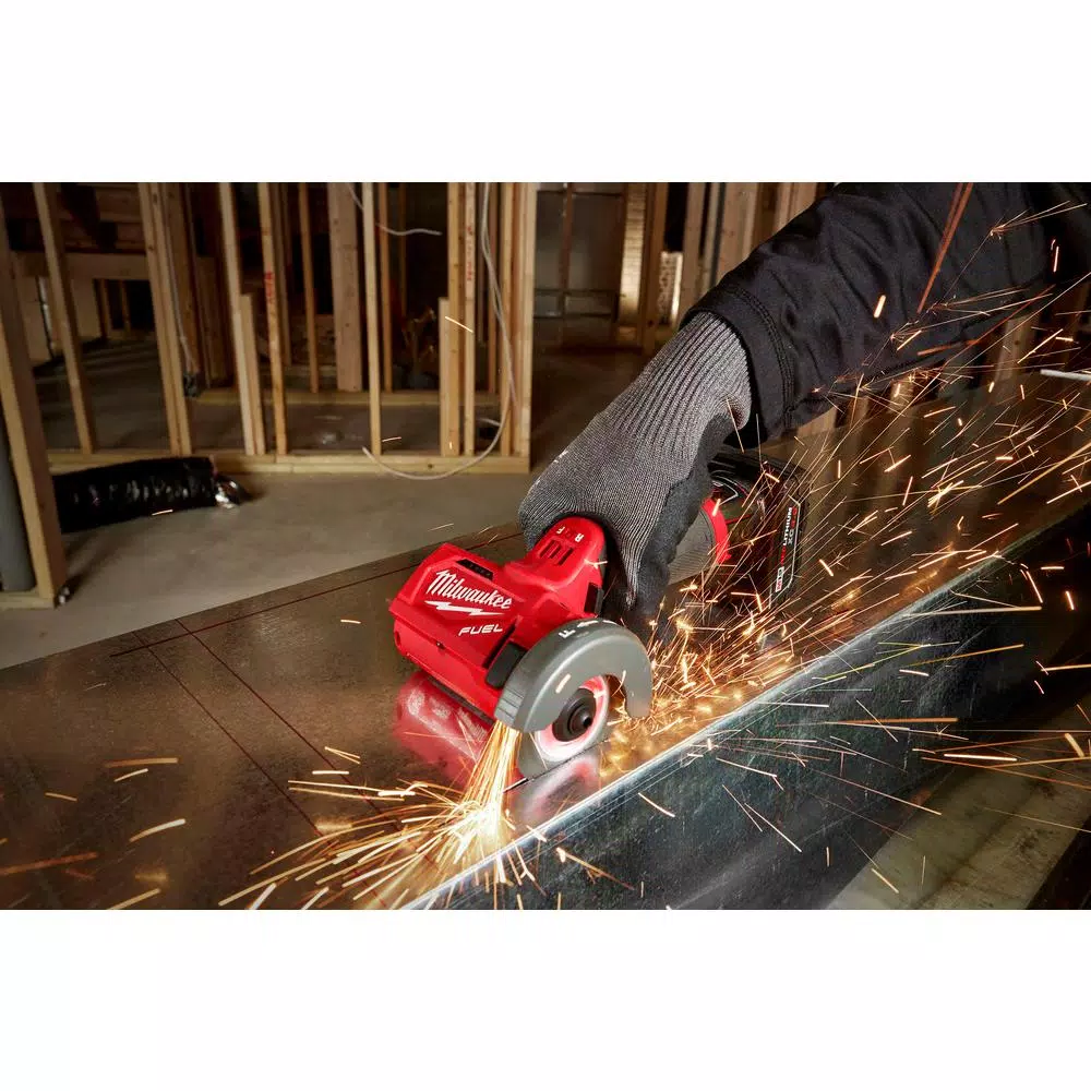 Milwaukee M12 FUEL 3 in. Brushless Cordless Cut Off Saw Kit with M12 Oscillating Multi-Tool