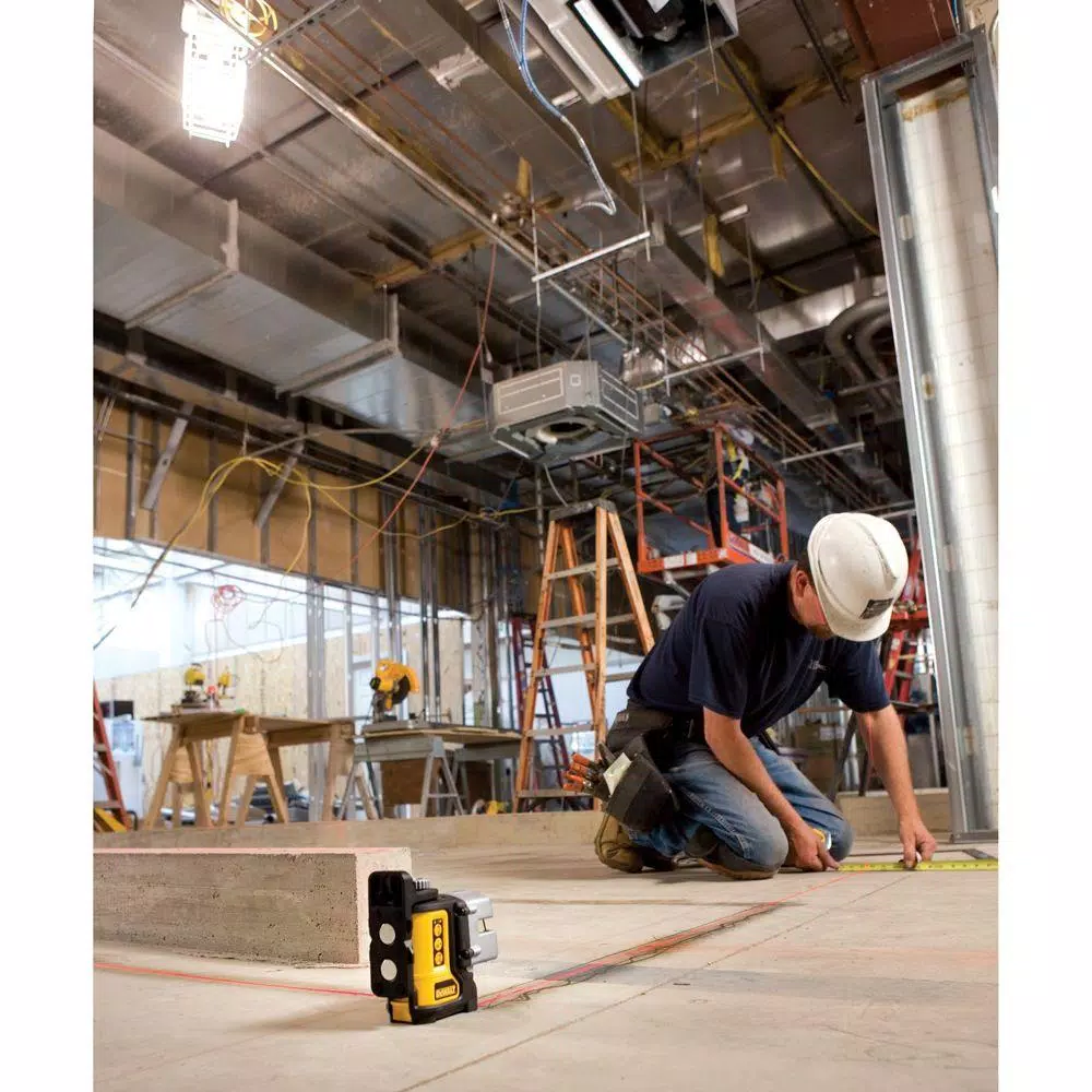 DEWALT DW089K 3-Beam Red Self-Leveling Cross Line Laser Level with Case
