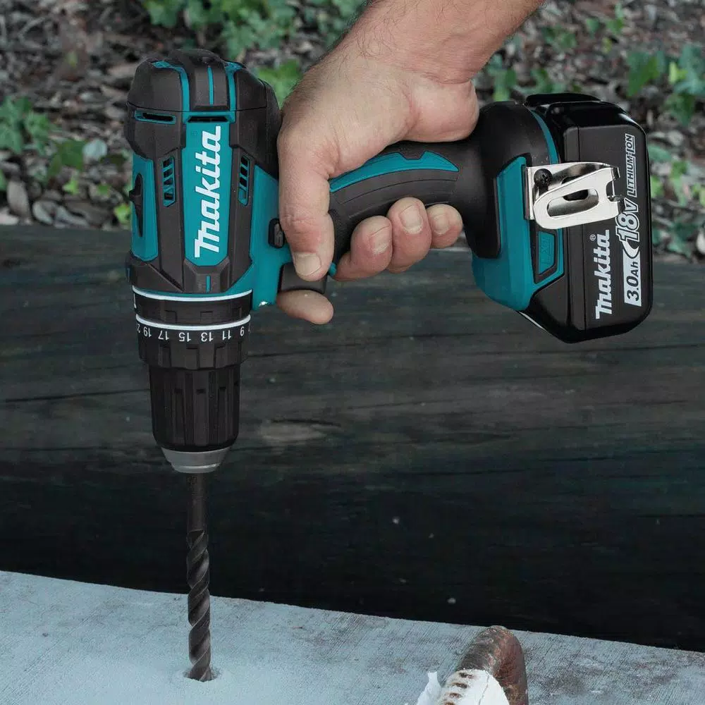 Makita 18V LXT Lithium-Ion Cordless 7-Piece Combo Kit (3.0Ah)