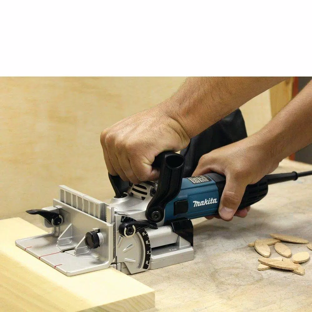 Makita 6 Amp Corded Plate Joiner with 11,000 RPM and Tool Case
