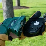 Scotts 7.2V Cordless Grass and Shrub Shear Combo with 2 Ah Lithium-Ion Battery and Charger thumbnail 5