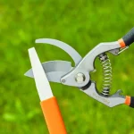 Fiskars 6 in. Diamond Coated Blade Sharpener for Gardening Tools thumbnail 3