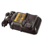 DEWALT 20V MAX Cordless 1/2 in. High Torque Impact Wrench Kit with (2) 4.0 Ah Batteries & Charger thumbnail 5