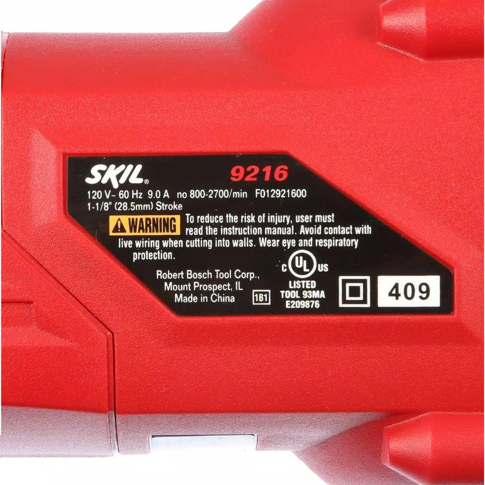 Skil 9 Amp Corded Variable Speed Reciprocating Saw with Wood Cutting Blade
