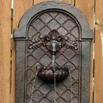 Sunnydaze Decor Venetian Iron Outdoor Wall Water Fountain, Colonial Style thumbnail 3