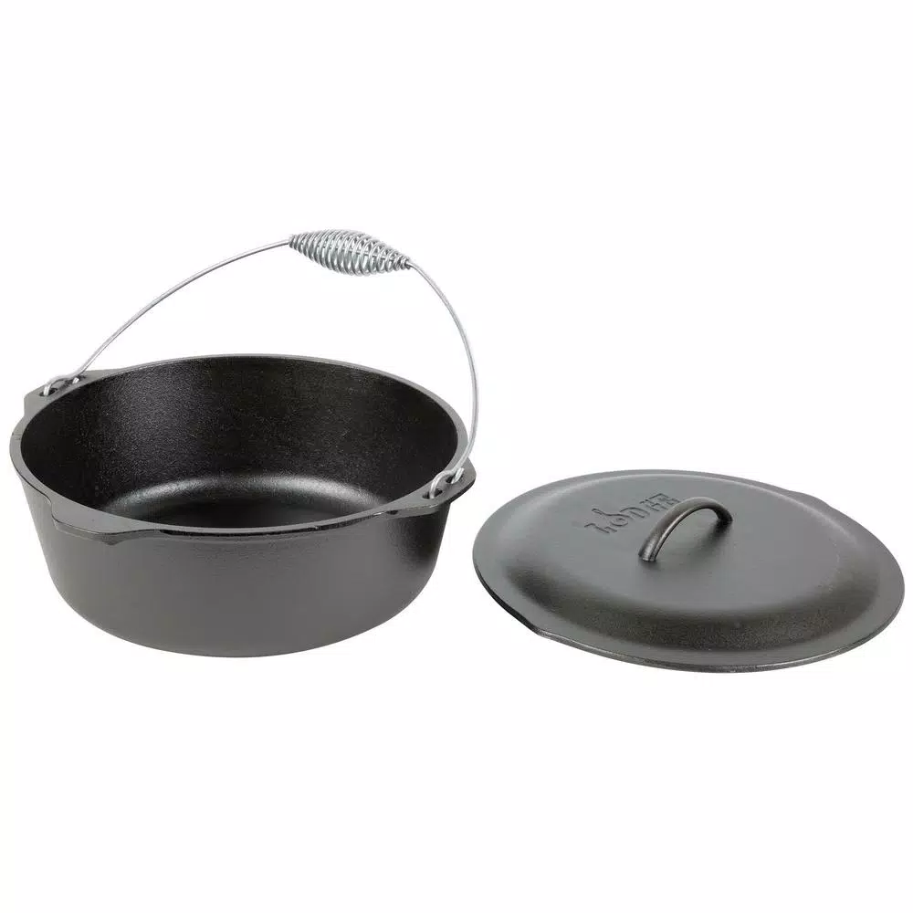 Lodge 4 Qt. Cast Iron Dutch Oven with Lid and Bail Handle