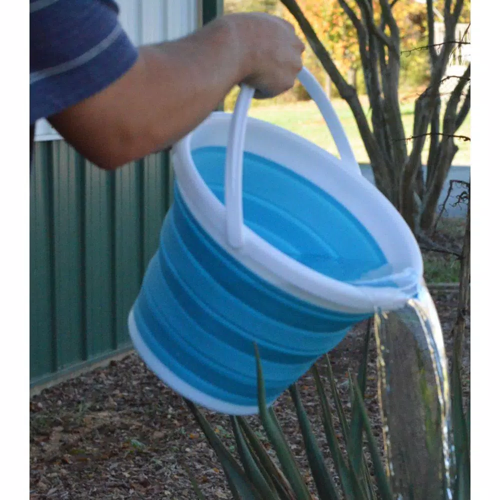 Southern Homewares 2.65 Gal. Blue Collapsible Silicone Bucket, Heavy-Duty Foldable Storage Pail