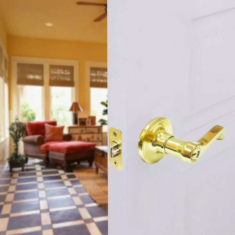Defiant Viano Polished Brass Keyed Entry Door Lever