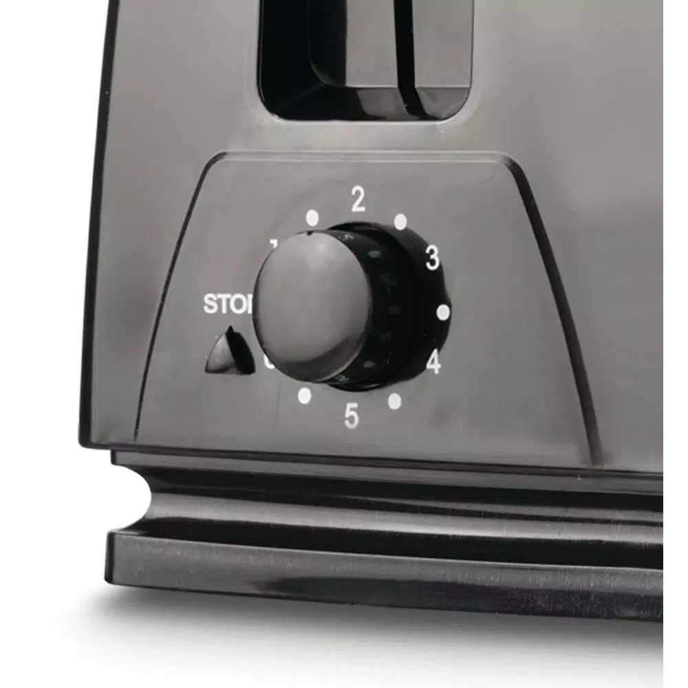 Brentwood 4-Slice Black Designer Toaster with 6 Browning Settings