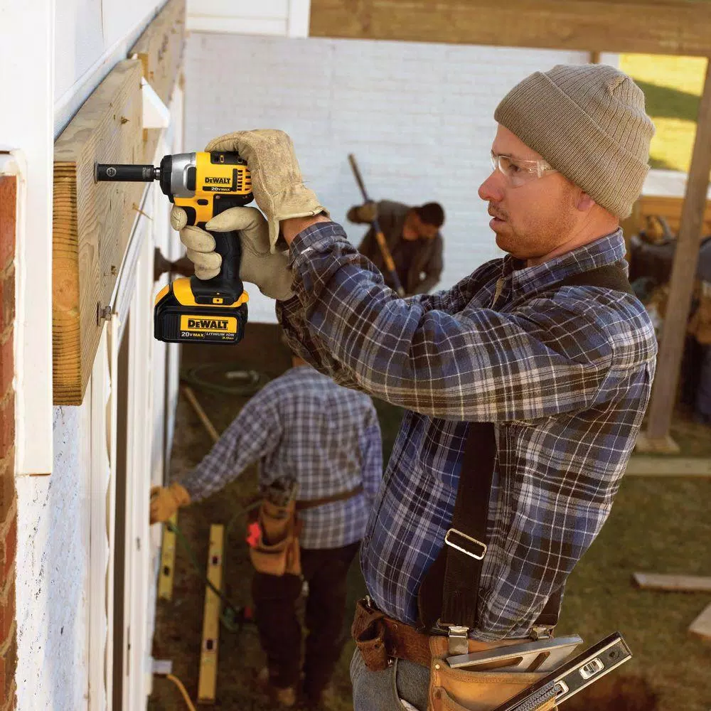 DEWALT 20V MAX Cordless 3/8 in. Impact Wrench with Hog Ring (Tool-Only)