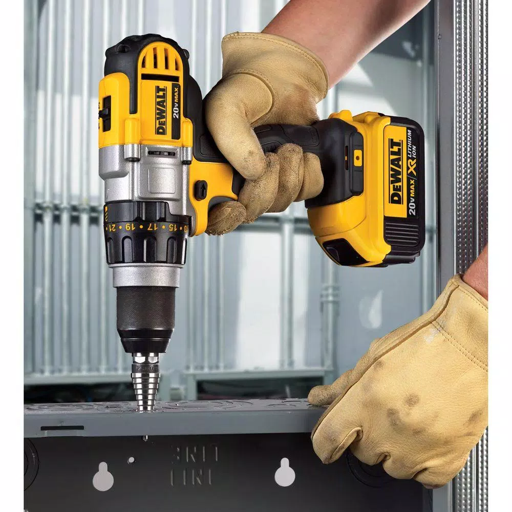DEWALT 20V MAX Cordless 1/2 in. Drill/Driver Kit with (2) 4.0 Ah Batteries, Charger & Case