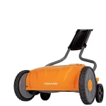 Fiskars StaySharp 17 in. Manual Push Reel Mower, Non-Electric Walk Behind thumbnail 2