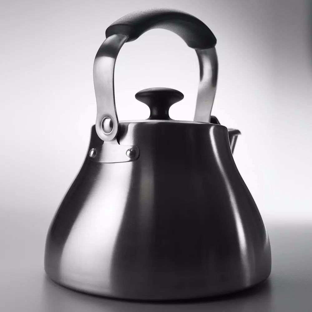OXO Brew Good Grips Classic 6.8-Cup Stainless Steel Tea Kettle with Whistle