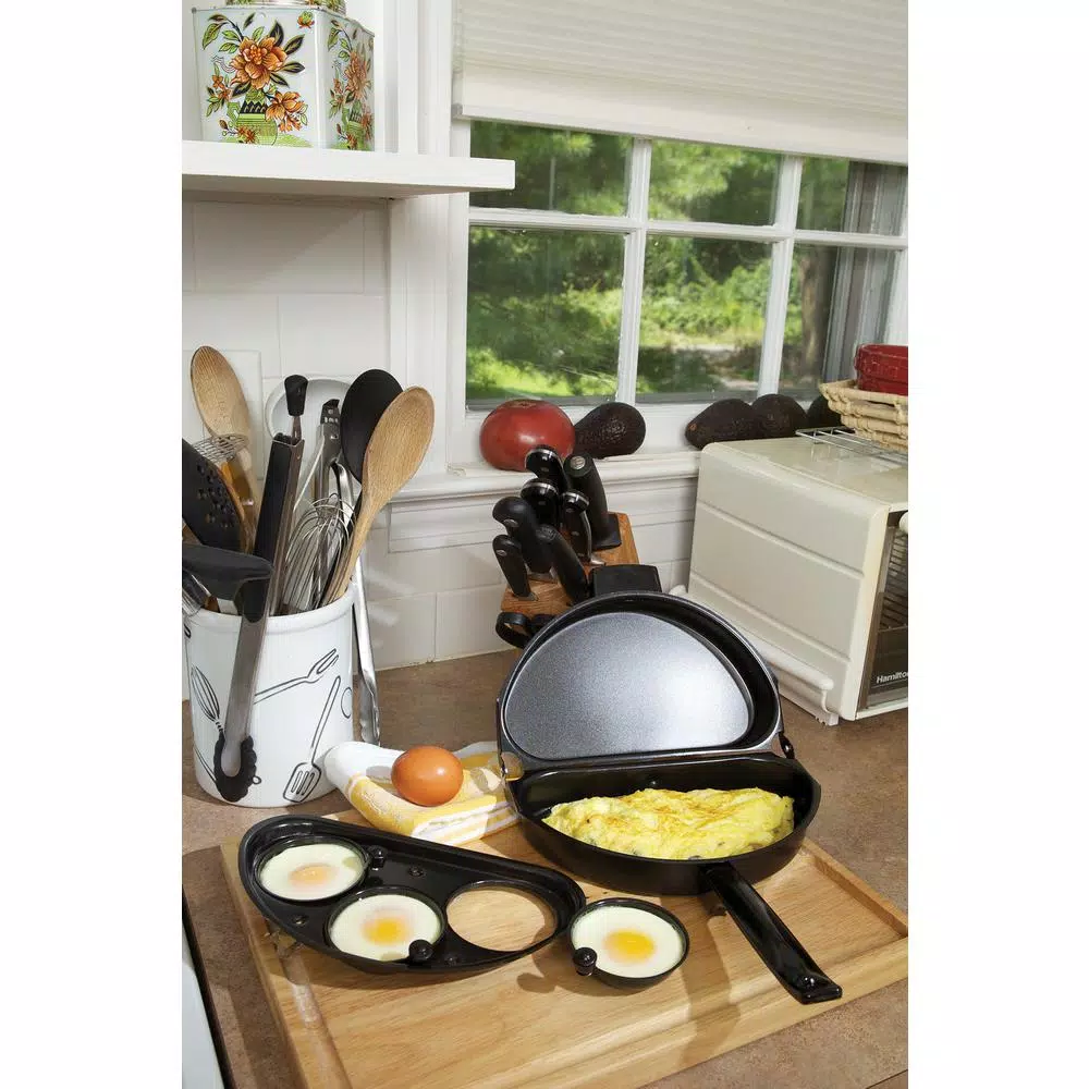 Fox Run Non-Stick Carbon Steel Omelette Pan and Egg Poacher Set, 3-Cup Insert
