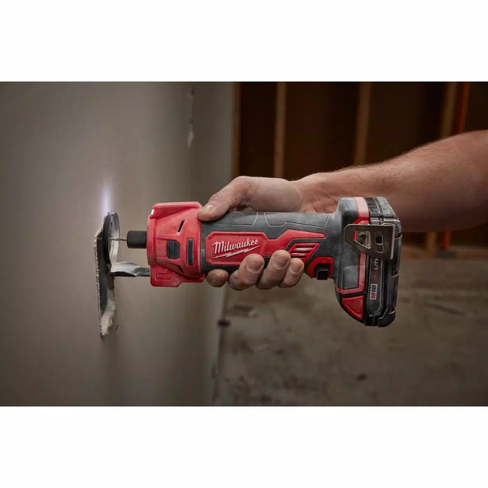 Milwaukee M18 18V Lithium-Ion Cordless Drywall Cut Out Tool (Tool-Only)