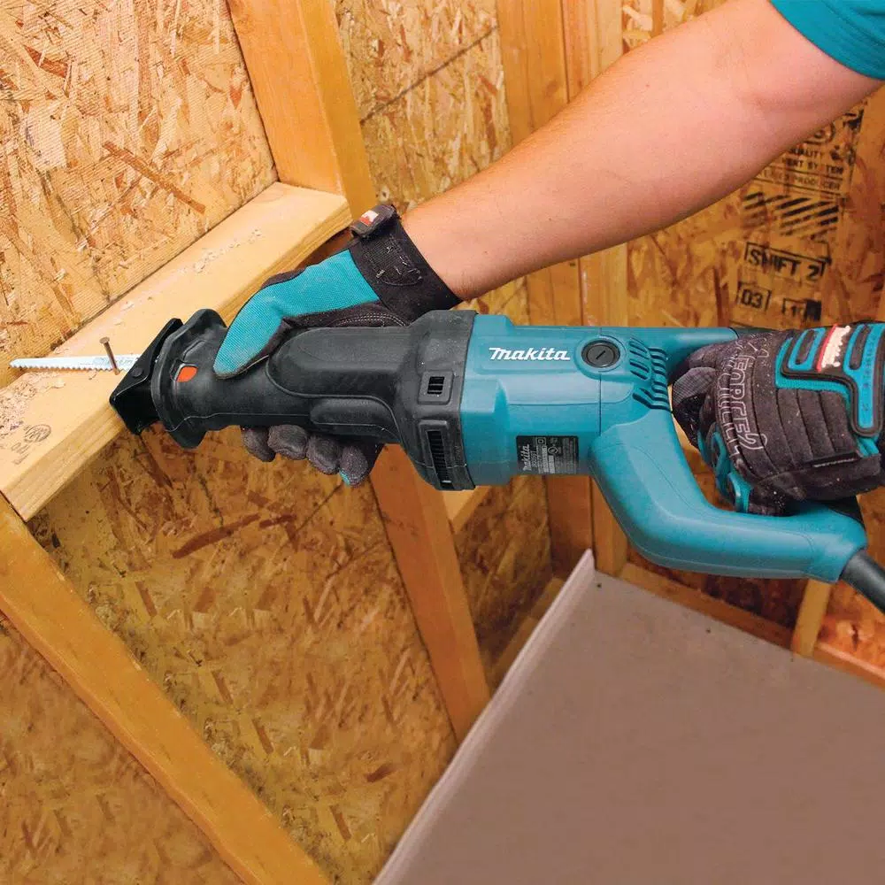 Makita JR3050TZ 11 Amp Corded Variable Speed Reciprocating Saw with Hard Case