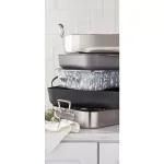 Golden Rabbit Grey Swirl 10.5 qt. Porcelain Enamelware Roasting Pan with Glass Lid thumbnail 2