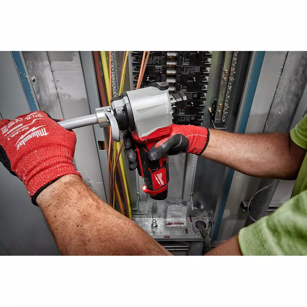 Milwaukee M18 18V Cordless Cable Stripper Kit for Al THHN/XHHW Wire, 11 Bushings, Battery & Charger Included