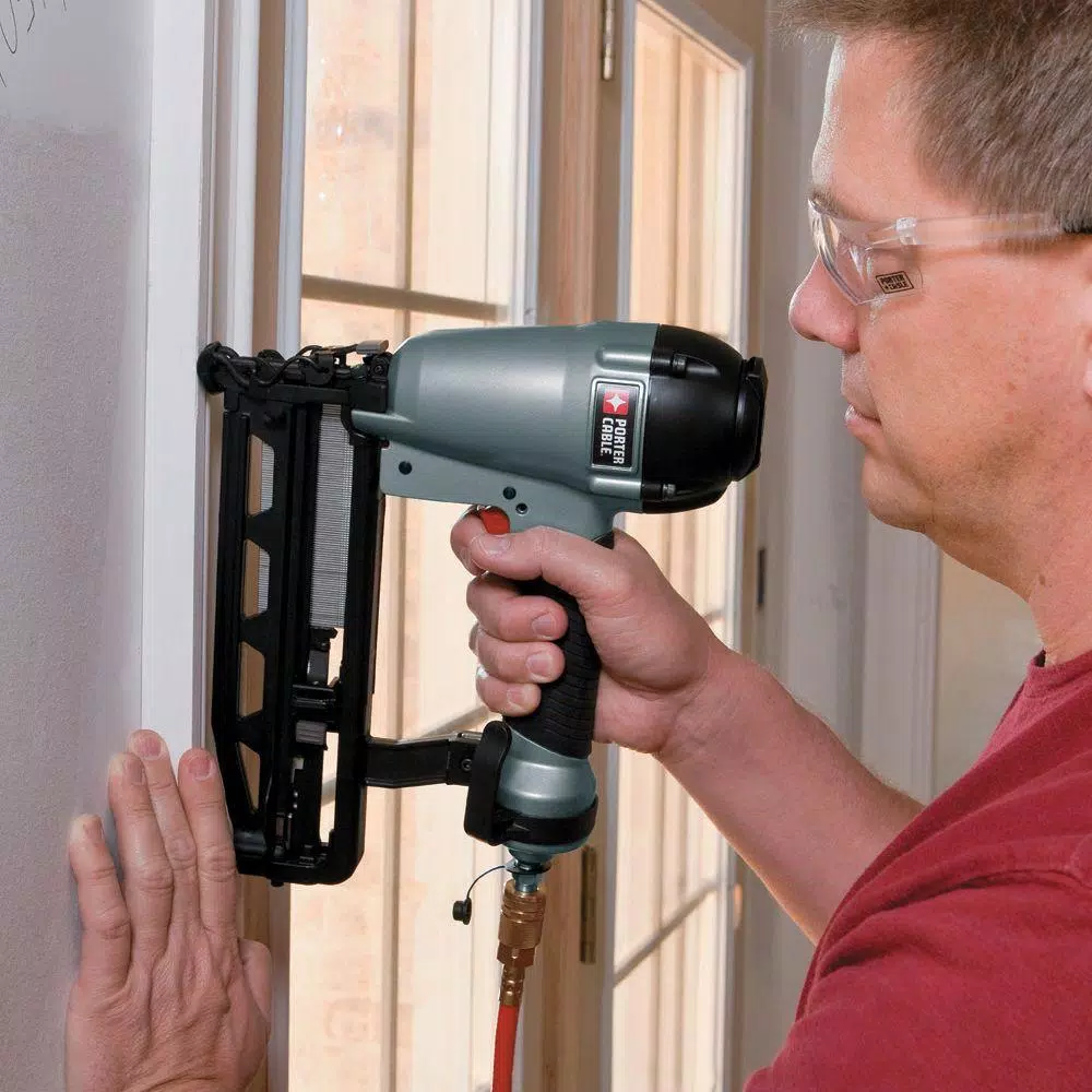 Porter-Cable 16-Gauge 2-1/2 in. Pneumatic Finish Nailer Kit with 900-Piece Bonus Nail Pack