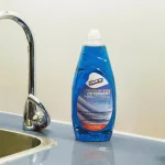Genuine Joe Premium Dish Detergent - 38 oz. Concentrated Liquid Dishwashing Soap thumbnail 4