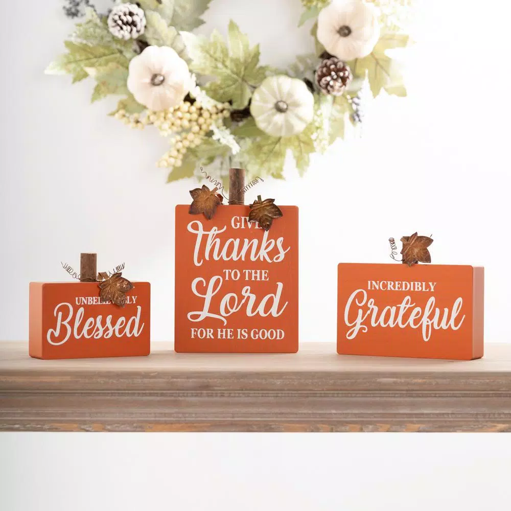 Glitzhome 8.85 in. Fall Wooden Pumpkin Table Decor Set, 3-Pack with Harvest Blessing Words